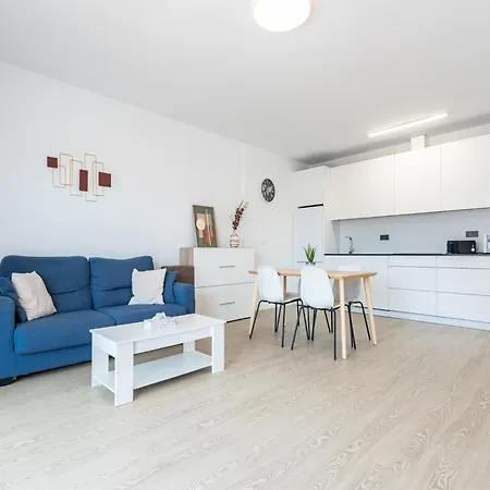 Διαμέρισμα Faro's Butiplaya For 2 Mijas