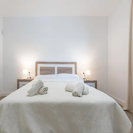 Διαμέρισμα Faro's Butiplaya For 2 Mijas